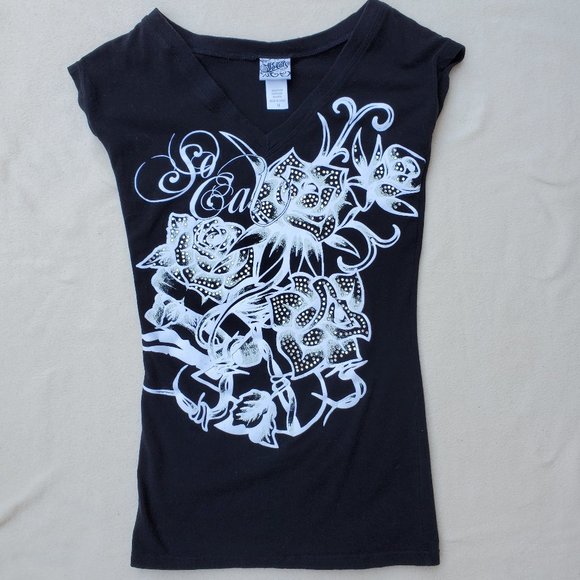 None Tops - NWOT "So Cal" black and white shirt